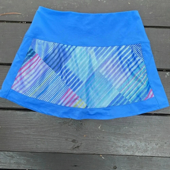 Lucky in love blue design tennis skirt size small - Picture 3 of 5